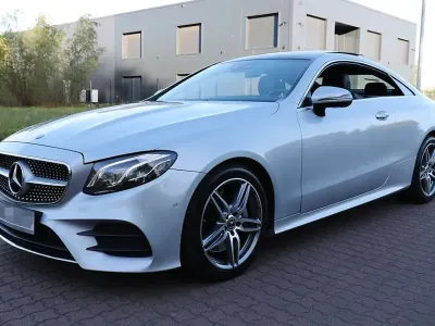 Usata Mercedes E350 AMG line 299 CV (219 kW) 2020 Argento Coupé