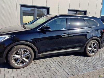 Gebraucht Hyundai Grand Santa Fe Premium 197 PS (144 kW) 2014 Schwarz SUV
