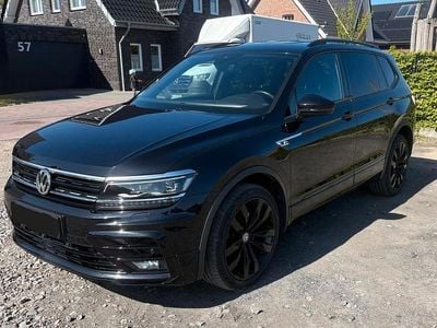 Second-hand VW Tiguan Allspace R-line 200 CP (147 kW) 2021 Negru SUV