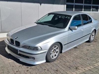Second-hand BMW 523 192 CP (141 kW) 1996 Argintiu Berlinǎ