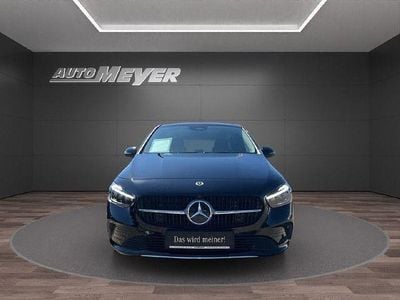 Gebraucht 2024 Mercedes B200 Van / Kleinbus | 29.444 € (Guter Preis)