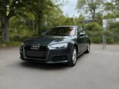 Gebraucht Audi A4 Ambiente 150 PS (110 kW) 2019 Grau Kombi