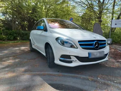 Gebraucht Mercedes B Electric Drive 131 kW (179 PS) 2018 Weiß Kleinwagen
