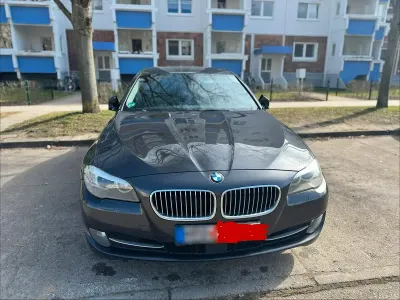 Gebraucht BMW 530 259 PS (190 kW) 2012 Grau Limousine