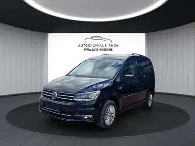 Begagnad VW Caddy Highline 125 HK (91 kW) 2018 Svart Minibuss