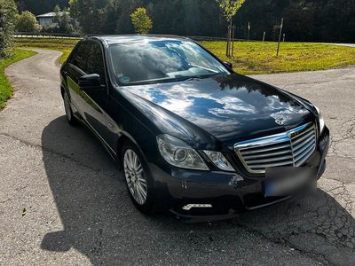Mercedes E300
