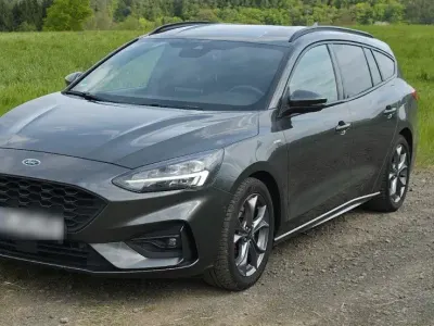 Usata Ford Focus ST-Line 150 CV (110 kW) 2019 Grigio Station wagon