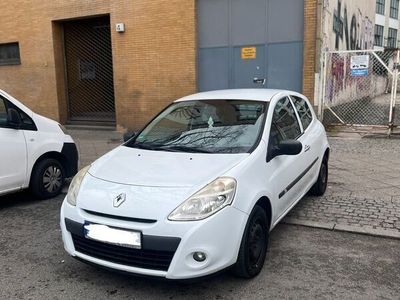 gebraucht Renault Clio 1.2 TÜV Klima Alu Servo 8-Fach Bereift