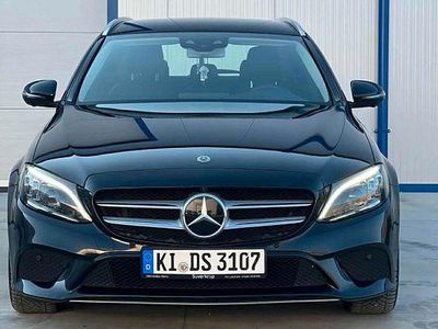 Gebraucht Mercedes C220 194 PS (142 kW) 2019 Schwarz Limousine