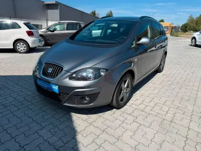 Gebraucht Seat Altea XL 4You 105 PS (77 kW) 2014 Grau Van / Kleinbus