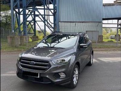 Second-hand Ford Kuga ST-Line 150 CP (110 kW) 2019 Gri SUV