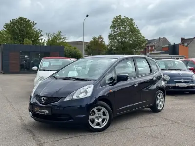 Käytetty Honda Jazz Trend 90 HP (66 kW) 2009 Violetti Viistoperä