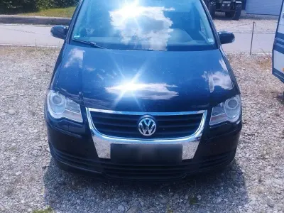Gebraucht VW Touran United 140 PS (102 kW) 2008 Schwarz Van / Kleinbus