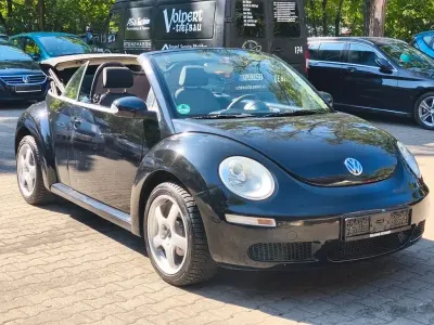 Gebraucht VW New Beetle Cabriolet 75 PS (55 kW) 2009 Schwarz Cabrio