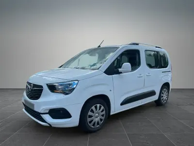 Gebraucht Opel Combo Life 131 PS (96 kW) 2020 Weiß Van / Kleinbus