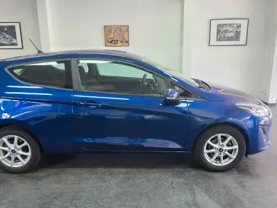 Gebraucht Ford Fiesta Trend 71 PS (52 kW) 2017 Blau Kleinwagen