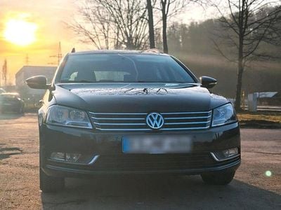 Schwarz Gebraucht 2014 VW Passat Kombi | 6.999 € (Guter Preis)