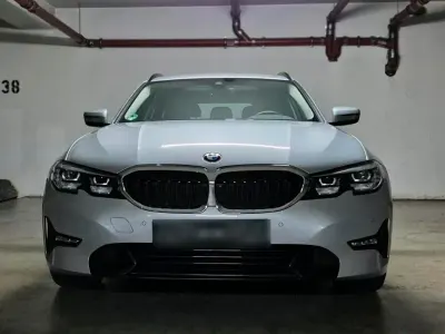 Käytetty BMW 330 258 HP (189 kW) 2021 Harmaa Farmari