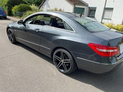 Mercedes E350