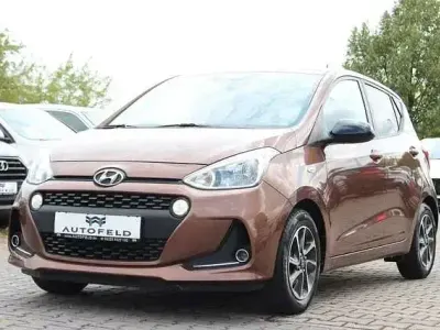 Gebraucht Hyundai i10 YES! 67 PS (49 kW) 2019 Braun Kleinwagen