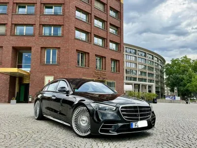 Gebraucht Mercedes S400 AMG line 330 PS (242 kW) 2022 Schwarz Limousine