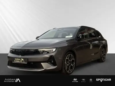 Gebraucht Opel Astra Ultimate 131 PS (96 kW) 2024 Grau/typ aussenverkleidung met Kombi
