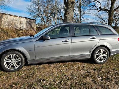 Gebraucht Mercedes 220 170 PS (125 kW) 2011 Silber Kombi