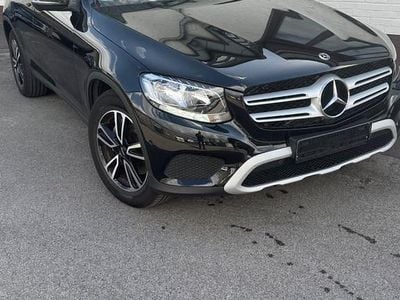 Mercedes GLC220