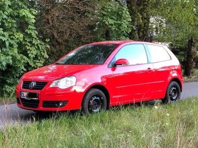 Gebraucht VW Polo Comfortline 60 PS (44 kW) 2009 Rot Kleinwagen