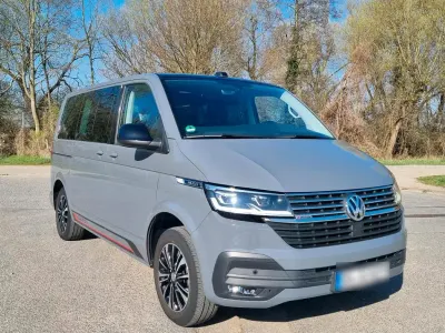 Gebraucht VW Multivan Comfortline 199 PS (146 kW) 2021 Grau Van / Kleinbus