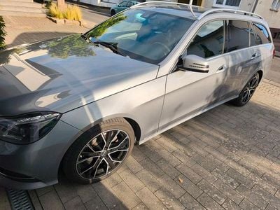 Mercedes E220
