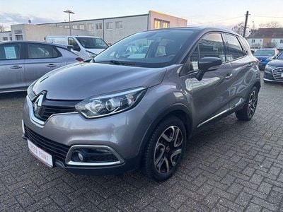 Grau Gebraucht 2017 Renault Captur Intens SUV | 7.990 €