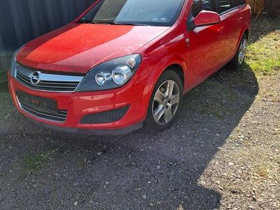 Gebraucht Opel Astra 115 PS (84 kW) 2010 Rot Kombi