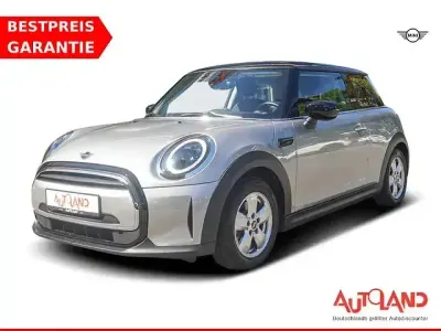 Gebraucht Mini Cooper Essential 136 PS (100 kW) 2023 Silber Kleinwagen