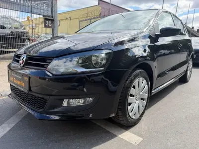 Gebraucht VW Polo Team 69 PS (50 kW) 2011 Schwarz Kleinwagen