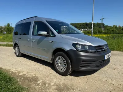 Gebraucht VW Caddy Beach 102 PS (75 kW) 2018 Silber Van / Kleinbus