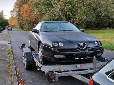 Usata Alfa Romeo GTV 155 CV (114 kW) 1998 Nero Coupé