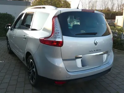 Gebraucht Renault Scenic E-Tech Bose Edition 131 PS (96 kW) 2015 Silber Van / Kleinbus