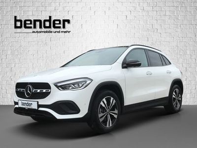 gebraucht Mercedes GLA200 d*PANO*360°*LED*KEYLESS*MBUX*DISTRONIC*...