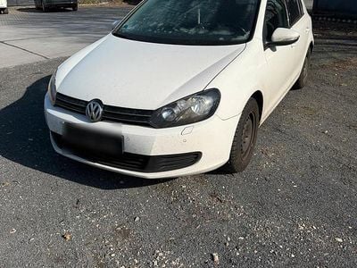 Usata VW Golf VI 122 CV (89 kW) 2009 Bianco Utilitaria