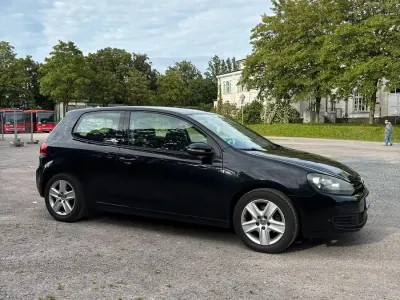 Gebraucht VW Golf VI 80 PS (58 kW) 2009 Schwarz Kleinwagen