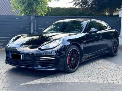 Porsche Panamera GTS