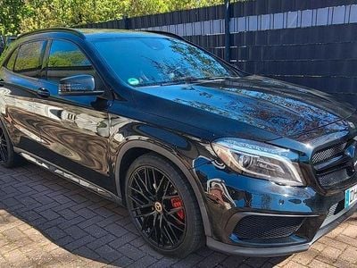 Second-hand Mercedes GLA220 AMG line 170 CP (125 kW) 2014 Negru SUV