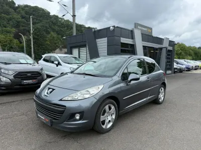 Gebraucht Peugeot 207 120 PS (88 kW) 2010 Grau Limousine