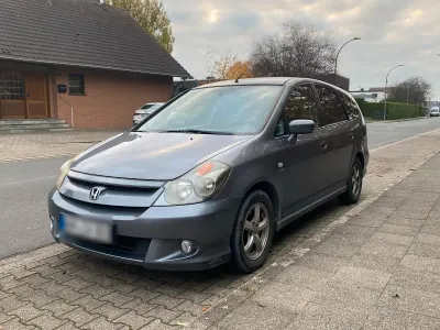 Gebraucht Honda Stream 156 PS (114 kW) 2004 Grau Van / Kleinbus