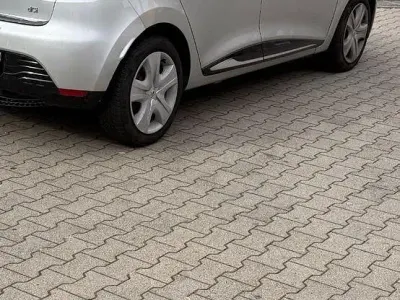 Gebraucht Renault Clio Bose Edition 90 PS (66 kW) 2016 Schwarz Kleinwagen