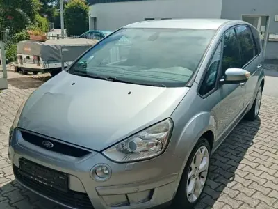 Gebraucht Ford S-MAX Titanium 140 PS (102 kW) 2007 Silber Van / Kleinbus