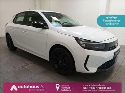 Weiß Gebraucht 2024 Opel Corsa Limousine | 13.870 € (Guter Preis)