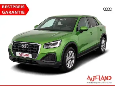 Gebraucht Audi Q2 Comfort 150 PS (110 kW) 2021 Grün metallic SUV