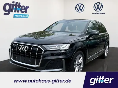 Używany Audi Q7 S-Line 286 KM (210 kW) 2022 Czarny SUV